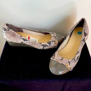 Cole Haan Nike Air Wedge - Snake print - size 11